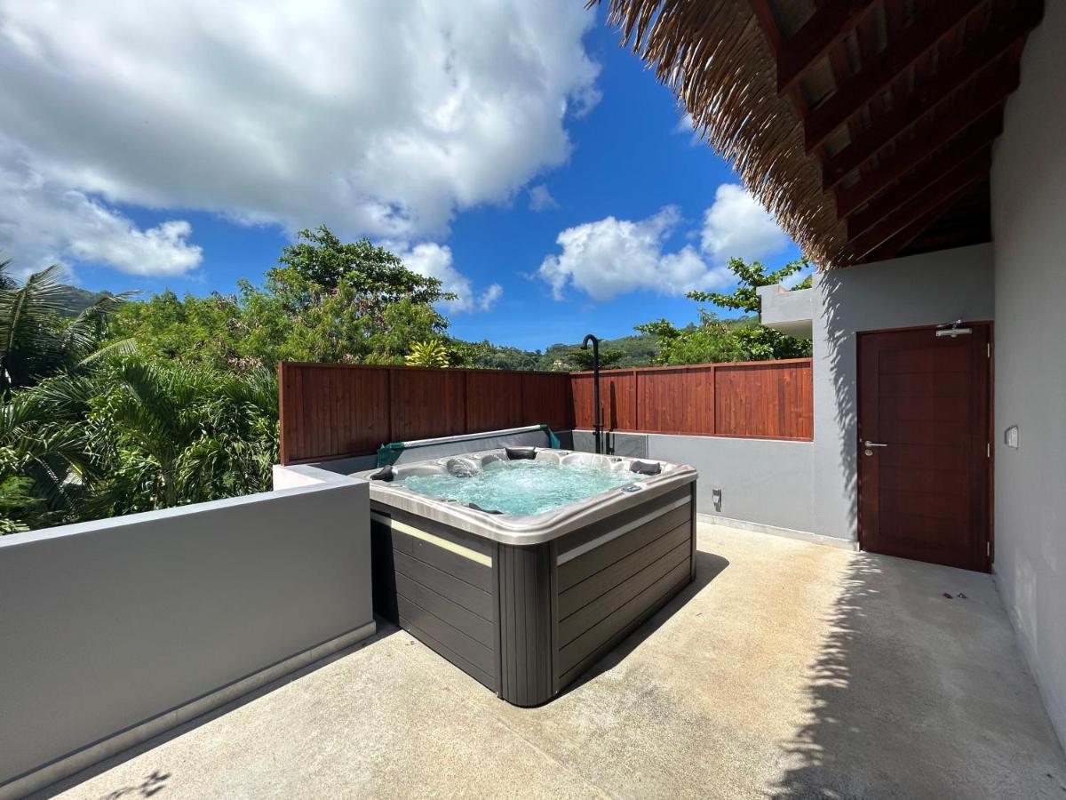 Blue Lagoon Baie Lazare  Exterior photo
