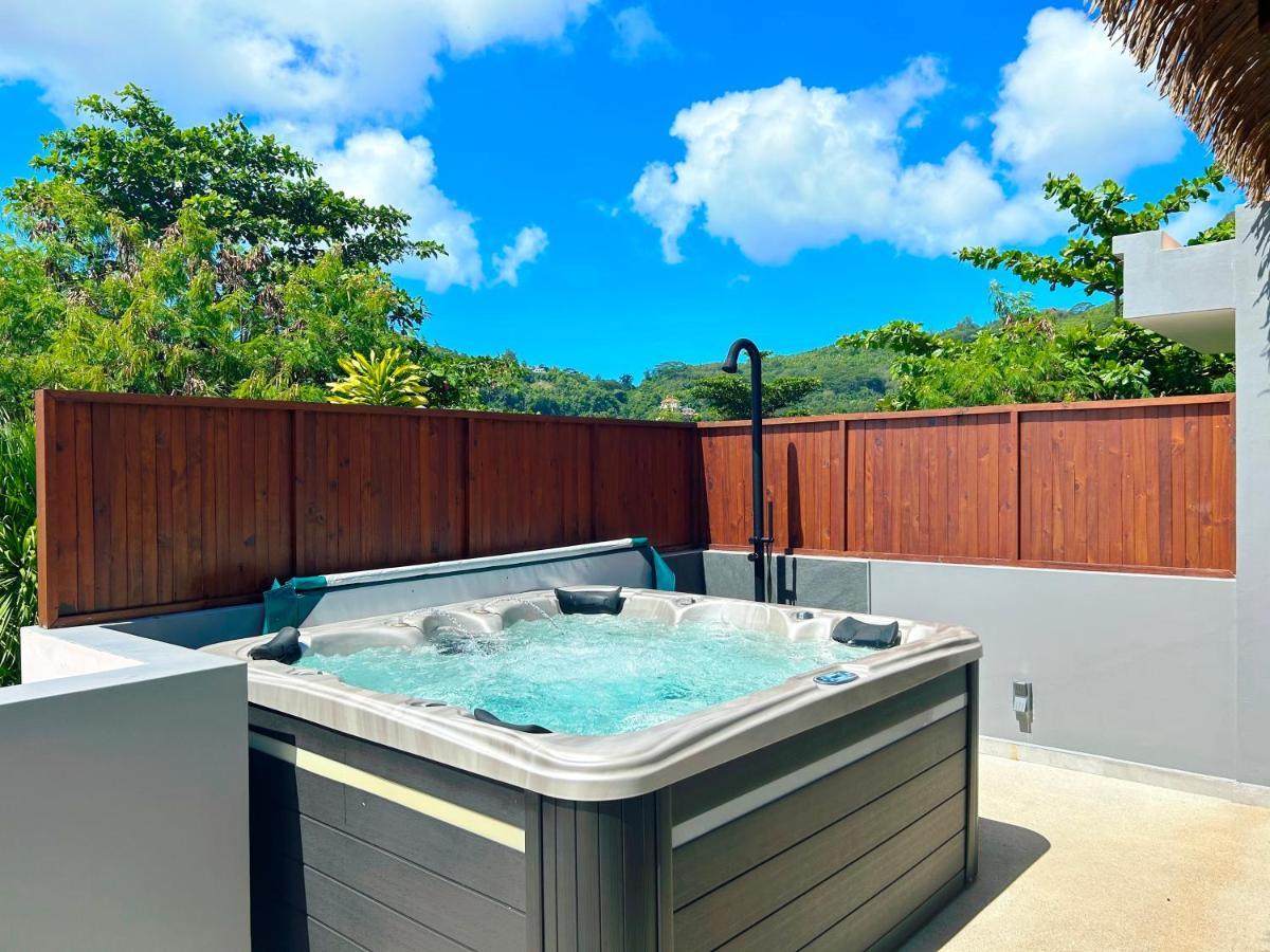 Blue Lagoon Baie Lazare  Exterior photo